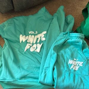 Brand new no tags white fox sweatsuit hoodie and sweatpants